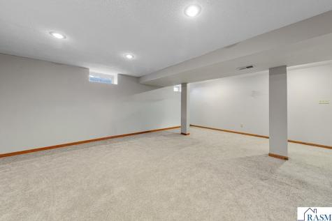 101 Mapleridge Drive Mankato MN 56001
