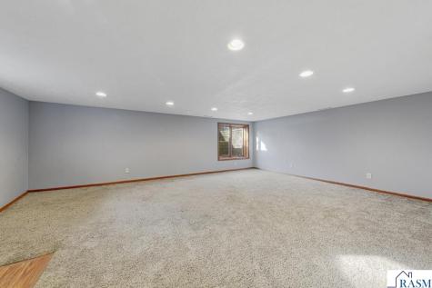 101 Mapleridge Drive Mankato MN 56001