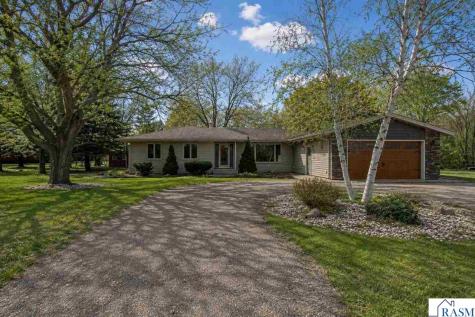 101 Mapleridge Drive Mankato MN 56001