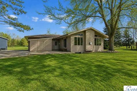 101 Mapleridge Drive Mankato MN 56001