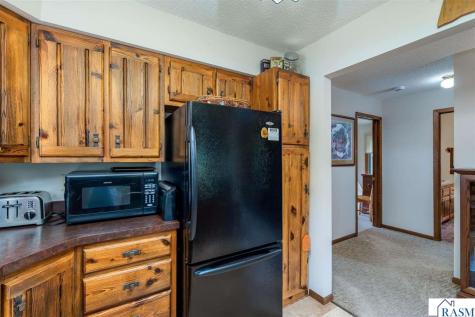 314 Meadow Woods Drive Mankato MN 56001