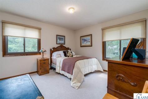 314 Meadow Woods Drive Mankato MN 56001
