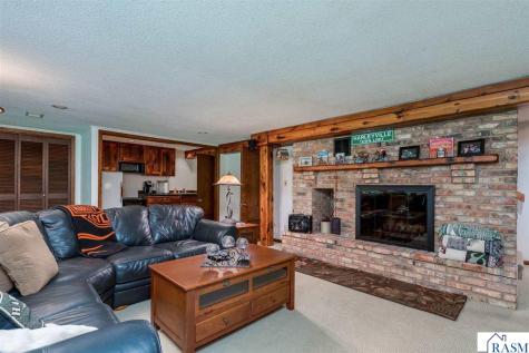 314 Meadow Woods Drive Mankato MN 56001