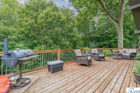 314 Meadow Woods Drive Mankato MN 56001
