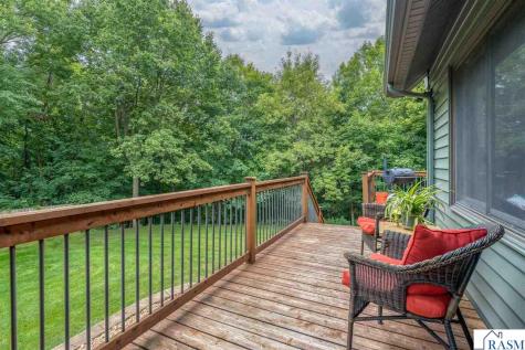 314 Meadow Woods Drive Mankato MN 56001