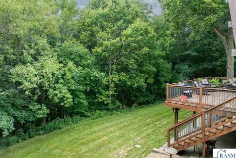 314 Meadow Woods Drive Mankato MN 56001