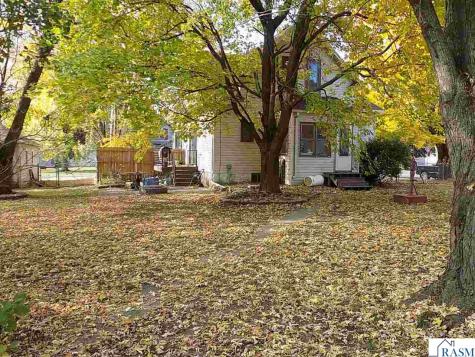 480 11th Street Lafayette MN 56054
