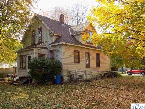 480 11th Street Lafayette MN 56054