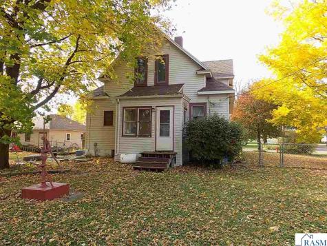 480 11th Street Lafayette MN 56054