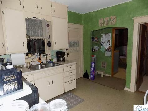 480 11th Street Lafayette MN 56054