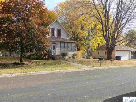480 11th Street Lafayette MN 56054