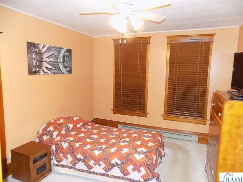 480 11th Street Lafayette MN 56054