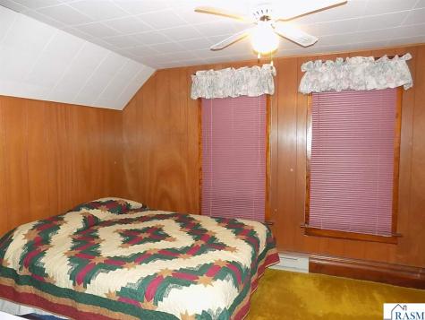 480 11th Street Lafayette MN 56054