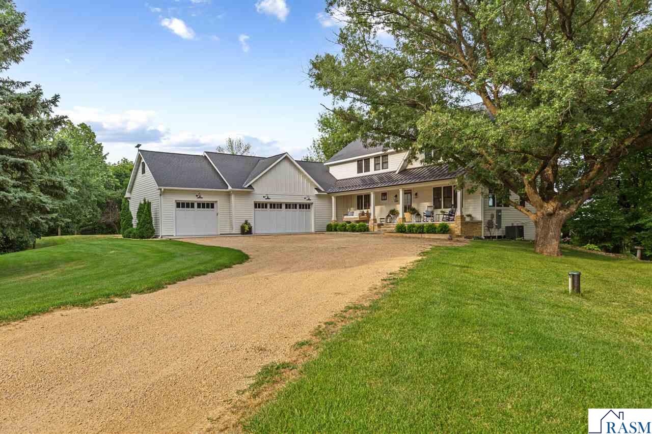51981 Coventry Place North Mankato MN 56003