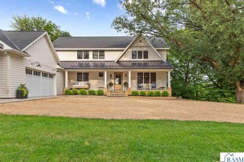 51981 Coventry Lane North Mankato MN 56003