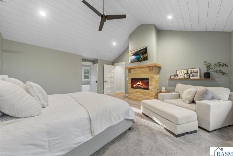 51981 Coventry Lane North Mankato MN 56003