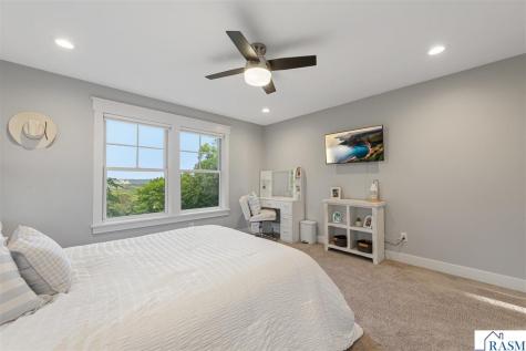 51981 Coventry Lane North Mankato MN 56003