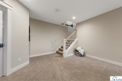 51981 Coventry Lane North Mankato MN 56003
