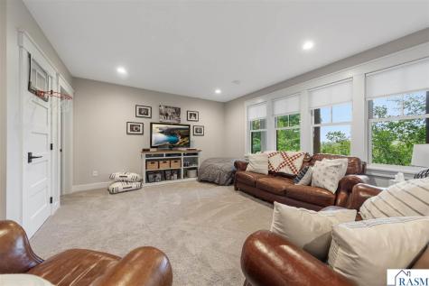 51981 Coventry Lane North Mankato MN 56003