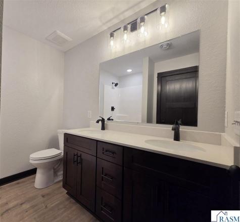 321 Falcon Run Eagle Lake MN 56024-1229