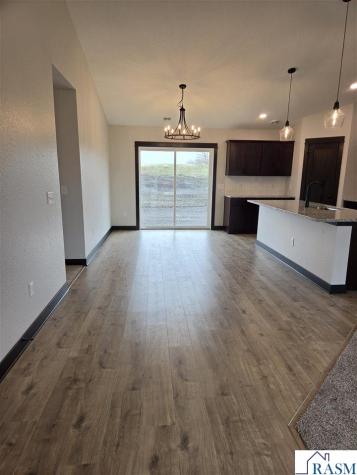 321 Falcon Run Eagle Lake MN 56024-1229