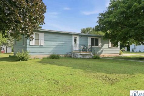 419 3rd Avenue NW Winnebago MN 56098