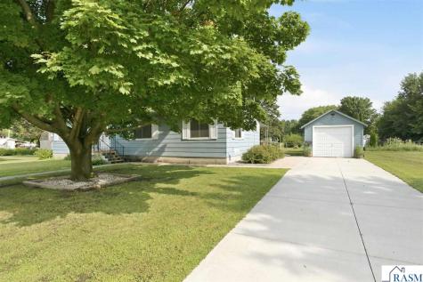419 3rd Avenue NW Winnebago MN 56098