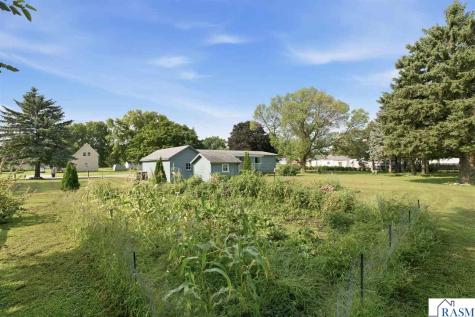 419 3rd Avenue NW Winnebago MN 56098