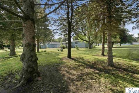 419 3rd Avenue NW Winnebago MN 56098