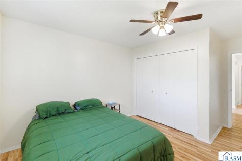 916 N Armstrong Boulevard St. James MN 56081