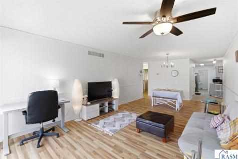 916 N Armstrong Boulevard St. James MN 56081