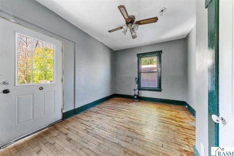 129 W Ruth Street Mankato MN 56001
