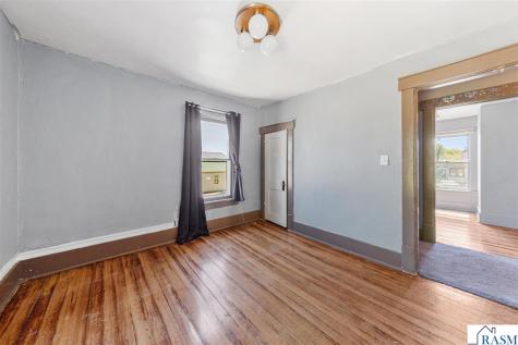 129 W Ruth Street Mankato MN 56001