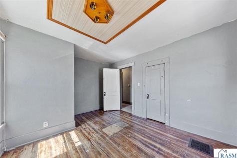 129 W Ruth Street Mankato MN 56001