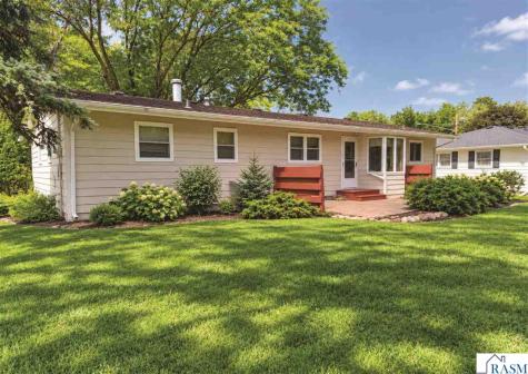 130 Eastwood Drive Mankato MN 56001