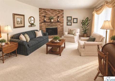 130 Eastwood Drive Mankato MN 56001