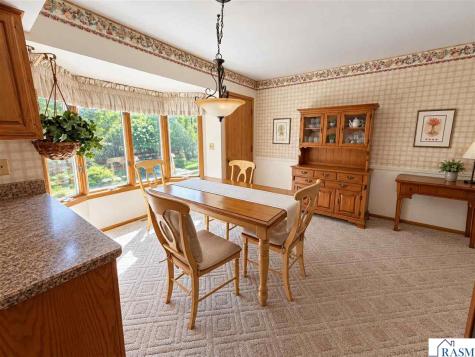 130 Eastwood Drive Mankato MN 56001