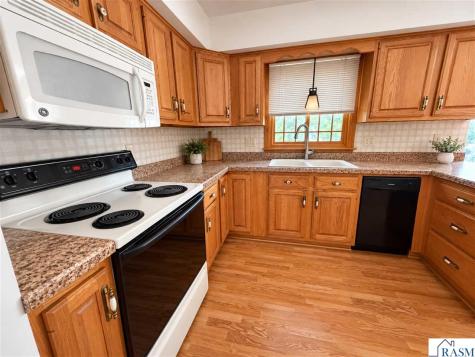 130 Eastwood Drive Mankato MN 56001
