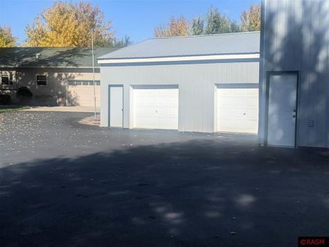 914 E 4th Street Winthrop MN 55396