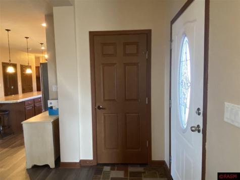 914 E 4th Street Winthrop MN 55396