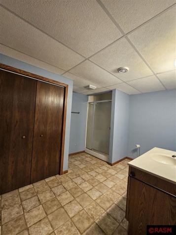 914 E 4th Street Winthrop MN 55396