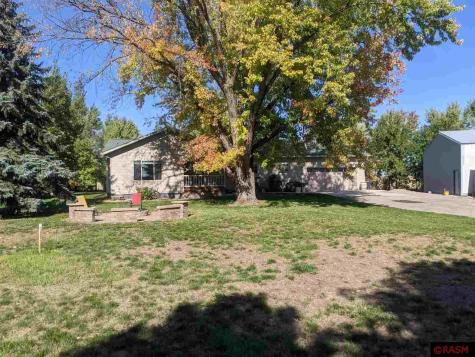 914 E 4th Street Winthrop MN 55396