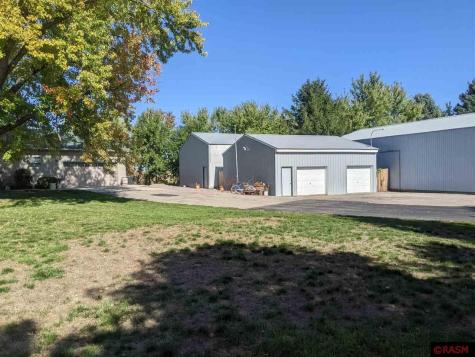 914 E 4th Street Winthrop MN 55396