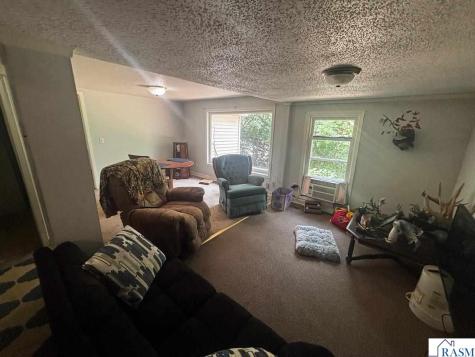 1131 N 7th Street Mankato MN 56001