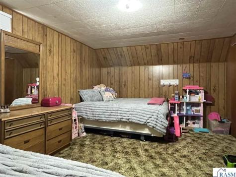 37387 745th Avenue St. James MN 56081