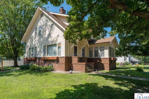 301 W 1st Street Janesville MN 56048