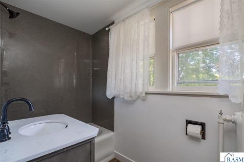 301 W 1st Street Janesville MN 56048