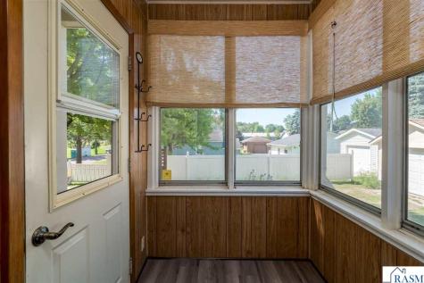 301 W 1st Street Janesville MN 56048