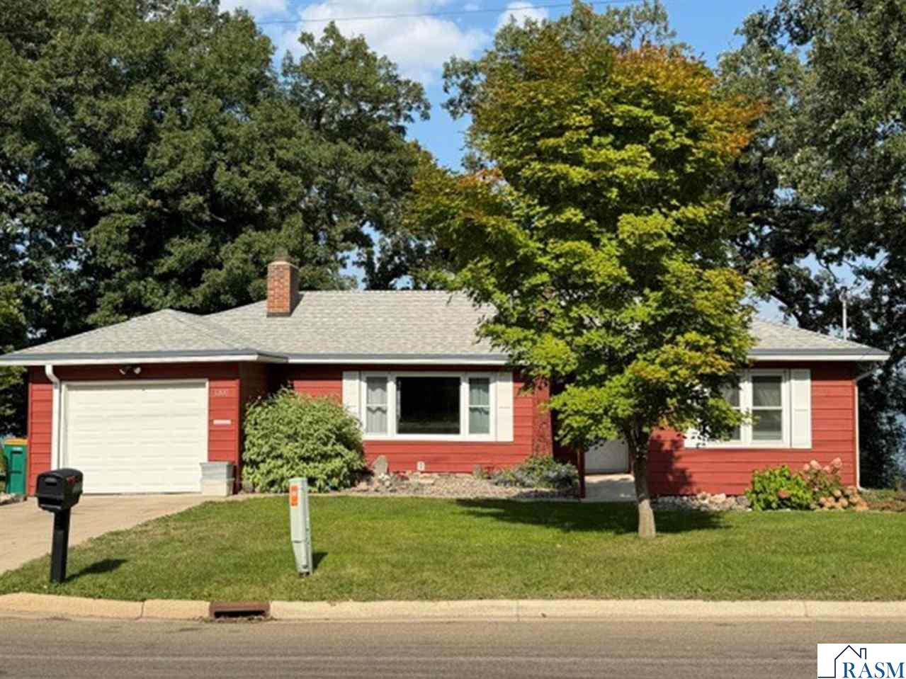 1331 Frank Hall Drive Albert Lea MN 56007