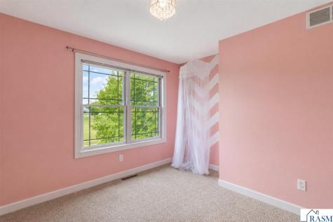 213 Victoria Boulevard Mankato MN 56001
